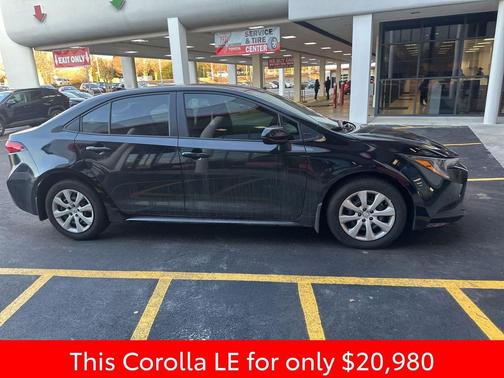 2025 Toyota Corolla LE