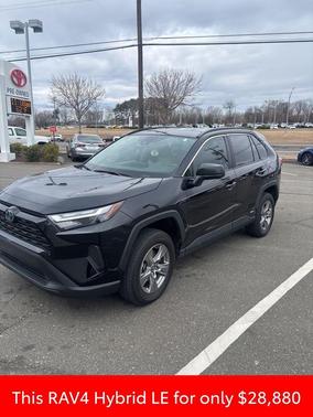 2024 Toyota RAV4 Hybrid SE