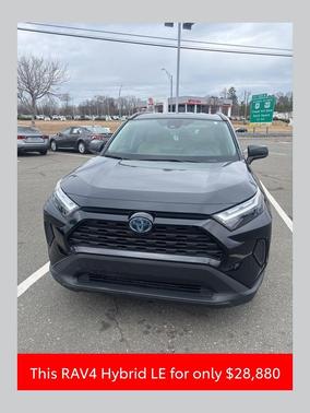 2024 Toyota RAV4 Hybrid SE