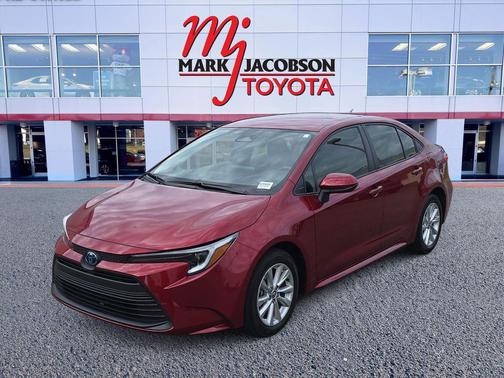 2024 Toyota Corolla Hybrid SE