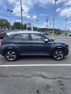 2020 Hyundai VENUE Denim