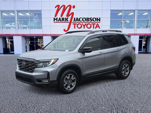 2022 Honda Passport AWD TrailSport