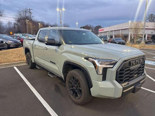 2024 Toyota Tundra SR5