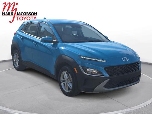 2023 Hyundai KONA SE