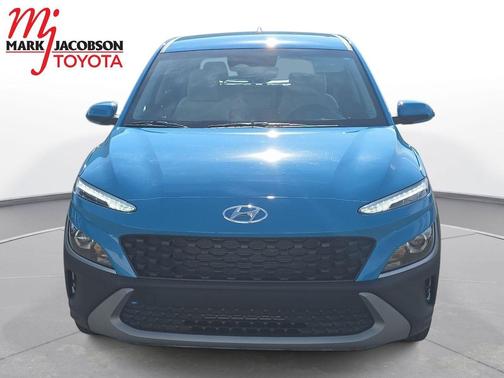 2023 Hyundai KONA SE