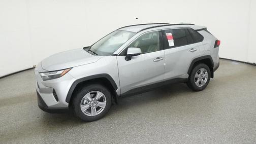 2025 Toyota RAV4 Hybrid XLE