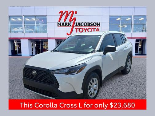 Wind Chill Pearl 2024 Toyota Corolla Cross L