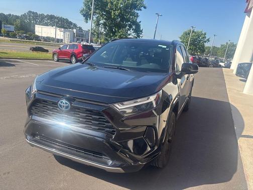 Midnight Black Metallic 2022 Toyota RAV4 Hybrid SE