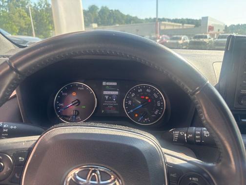Midnight Black Metallic 2022 Toyota RAV4 Hybrid SE