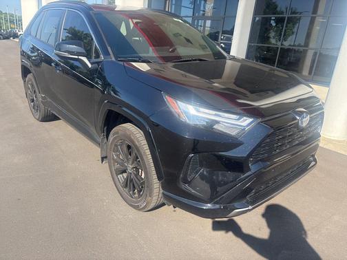 Midnight Black Metallic 2022 Toyota RAV4 Hybrid SE