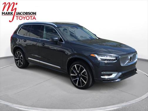 2022 Volvo XC90 Recharge Plug-In Hybrid T8 Inscription Expression 7 Passenger