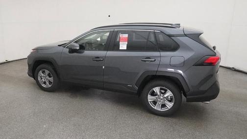 2025 Toyota RAV4 Hybrid SE