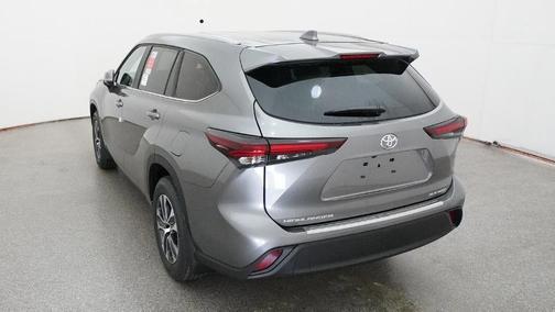 Heavy Metal 2026 Toyota Highlander XLE