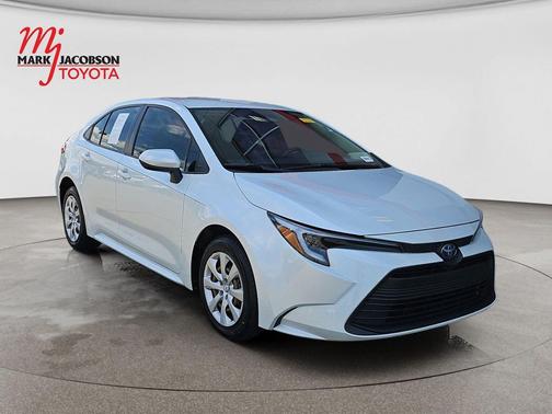 Wind Chill Pearl 2024 Toyota Corolla Hybrid SE