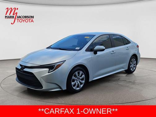 Wind Chill Pearl 2024 Toyota Corolla Hybrid SE