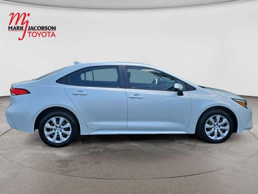 Wind Chill Pearl 2024 Toyota Corolla Hybrid SE
