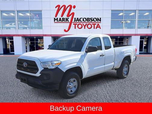 2016 Toyota Tacoma SR