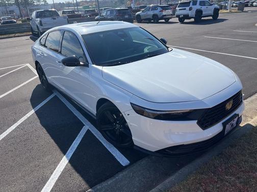 2023 Honda Accord Hybrid Base