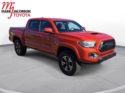 2016 Toyota Tacoma TRD Sport