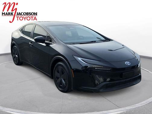 2023 Toyota Prius LE