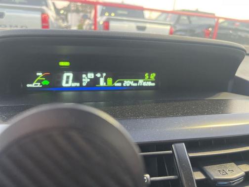 2014 Toyota Prius v Two