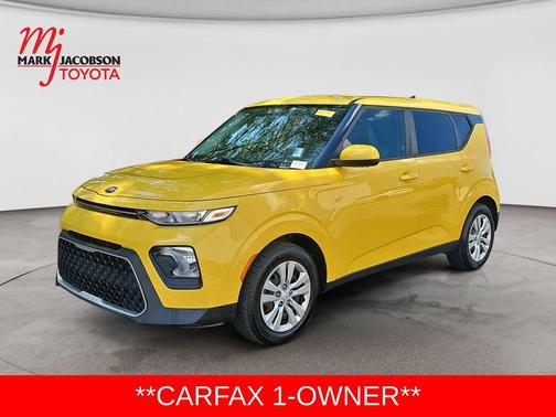 Solar Yellow 2020 Kia Soul LX