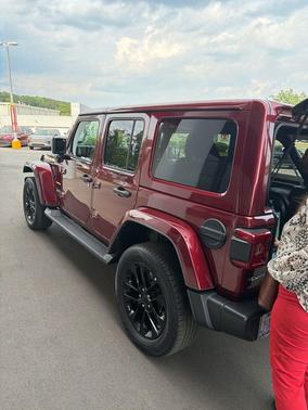 Snazzberry Pearlcoat 2021 Jeep Wrangler Unlimited 4xe Sahara