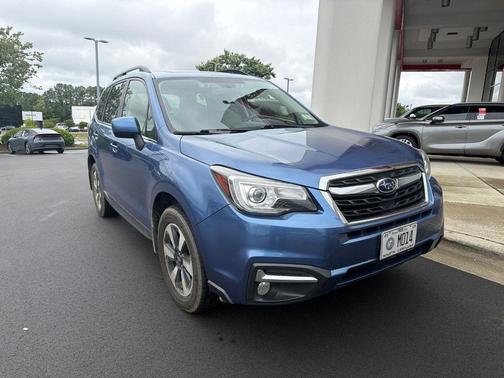 Quartz Blue Pearl 2017 Subaru Forester 2.5i Limited