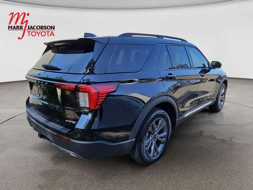 AGATE BLACK METALLIC 2025 Ford Explorer Active