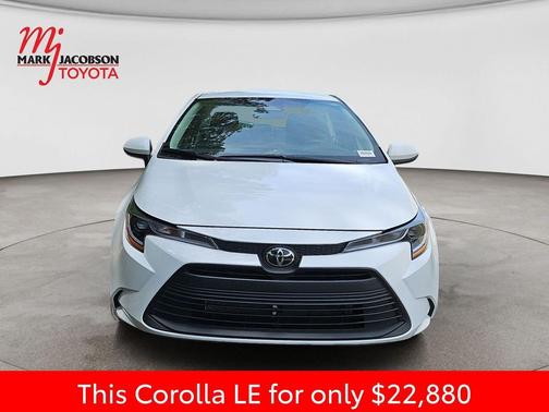 Ice Cap 2025 Toyota Corolla LE