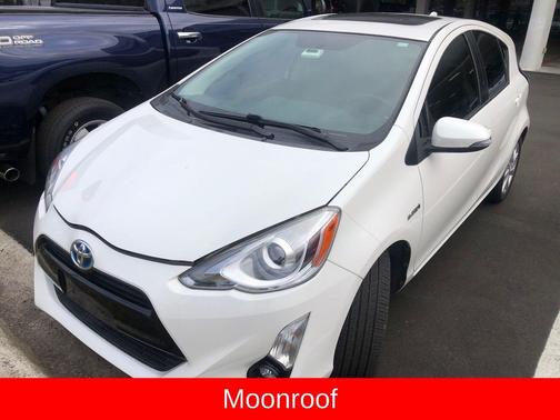 2015 Toyota Prius c Four