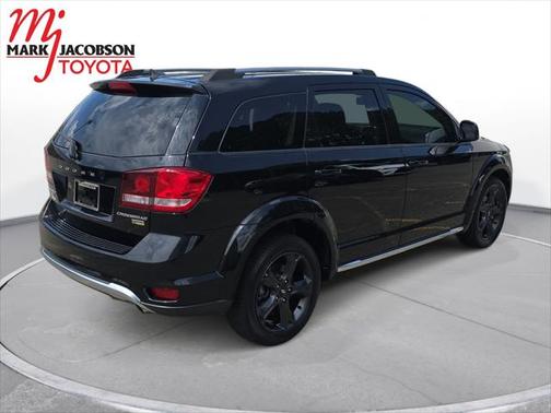 2019 Dodge Journey Crossroad