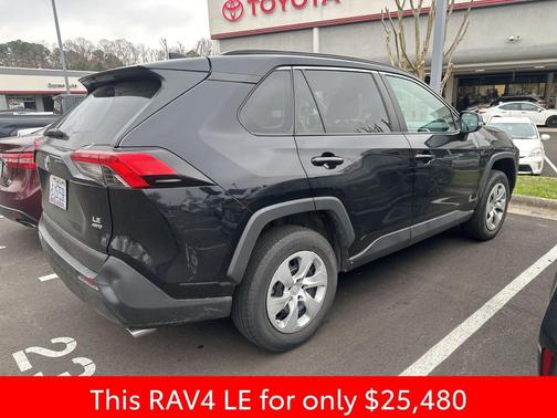2021 Toyota RAV4 LE