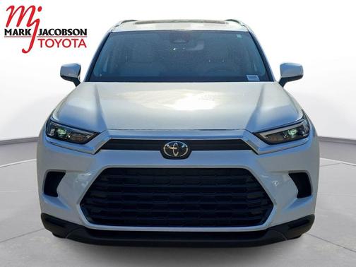 Wind Chill Pearl 2025 Toyota Grand Highlander XLE