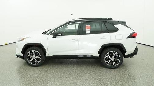 2025 Toyota RAV4 Hybrid SE