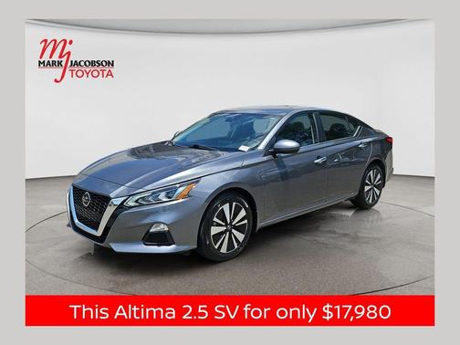 Gun Metallic 2021 Nissan Altima 2.5 SV