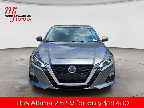 Gun Metallic 2021 Nissan Altima 2.5 SV