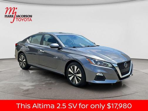 Gun Metallic 2021 Nissan Altima 2.5 SV