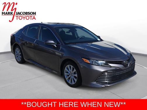 2019 Toyota Camry LE