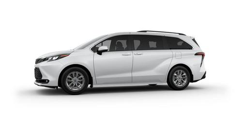 2025 Toyota Sienna XLE