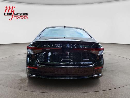 Crystal Black Pearl 2023 Honda Accord Hybrid Sport-L