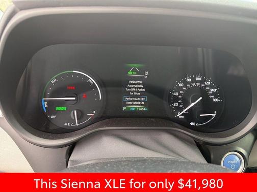 2024 Toyota Sienna XLE