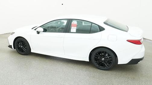 Ice Cap 2026 Toyota Camry SE