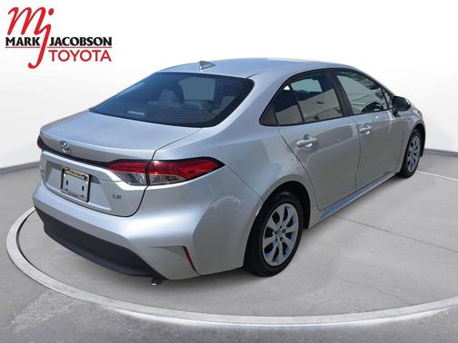 Classic Silver Metallic 2024 Toyota Corolla LE