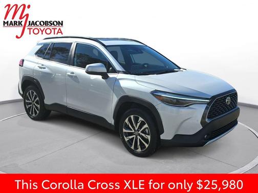 2022 Toyota Corolla Cross XLE