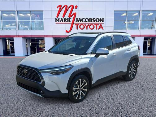 2022 Toyota Corolla Cross XLE