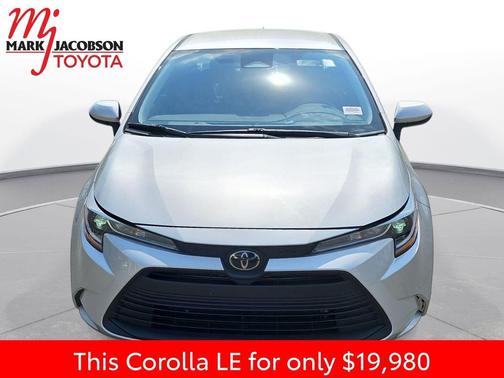 Classic Silver Metallic 2025 Toyota Corolla LE