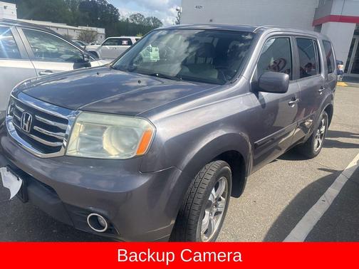 Modern Steel Metallic 2015 Honda Pilot SE