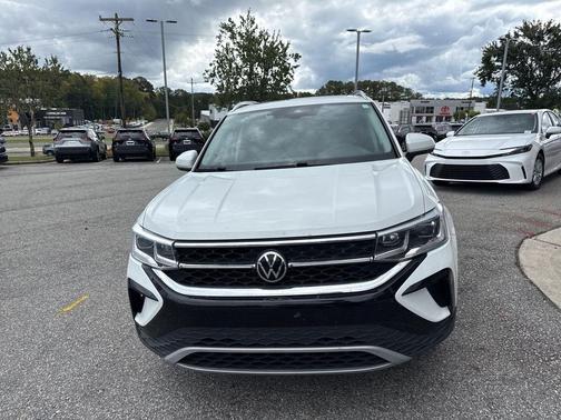 2022 Volkswagen Taos 1.5T SEL