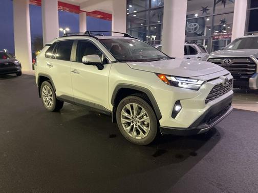 2024 Toyota RAV4 Limited